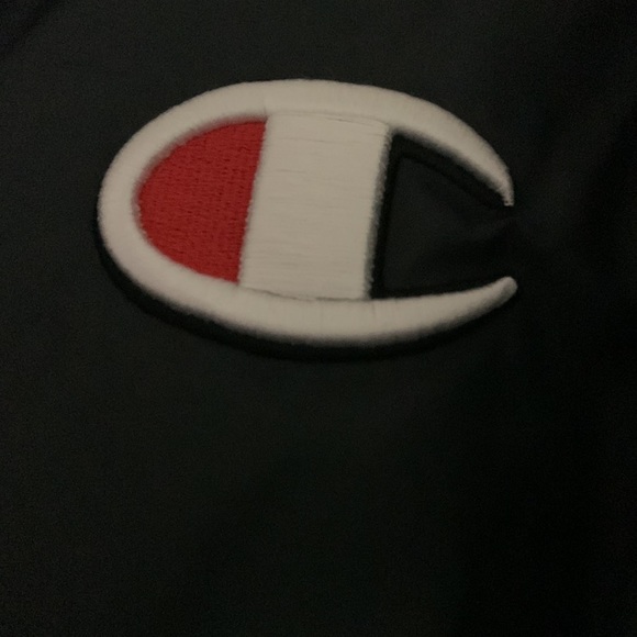 Champion, wind breaker style jacket - Picture 2 of 7